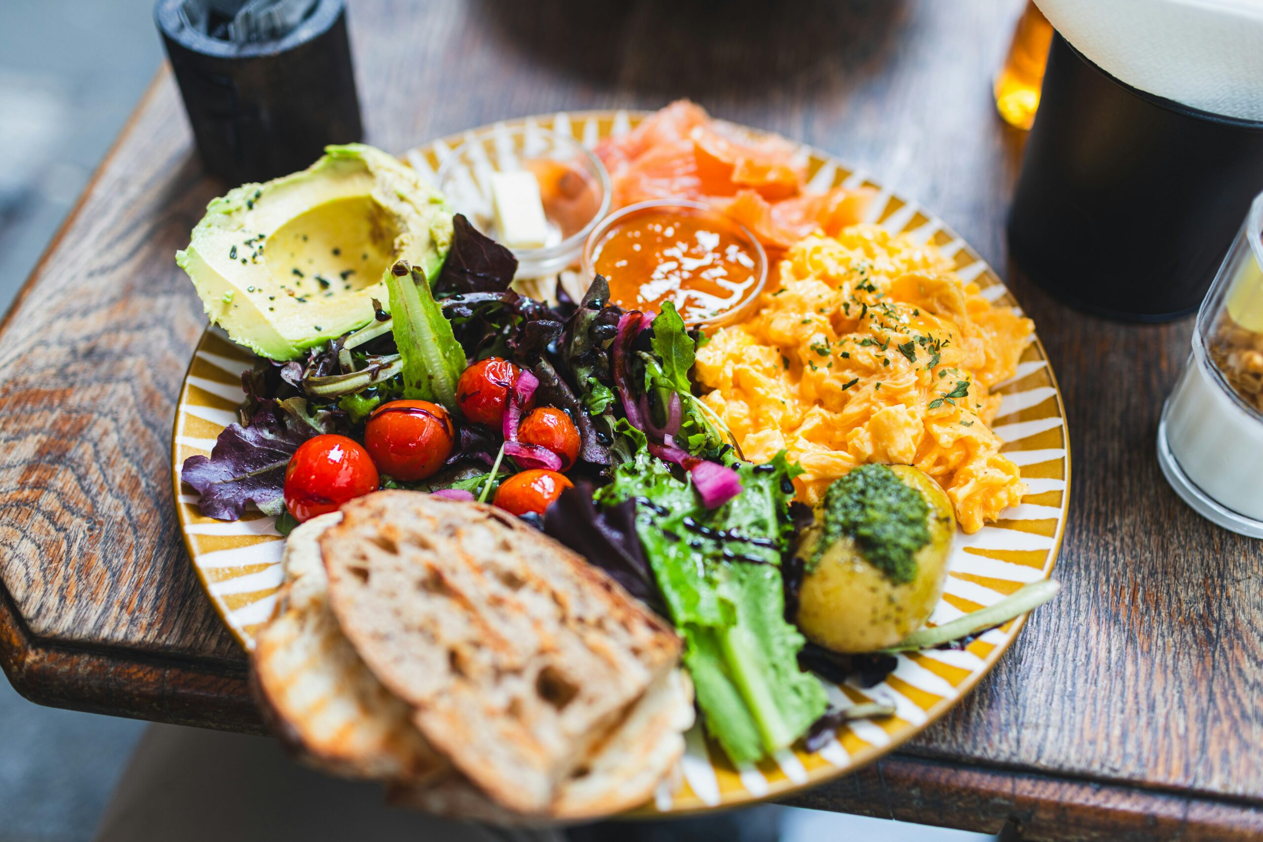 Platter with grilled chicken, vegetables, and rice